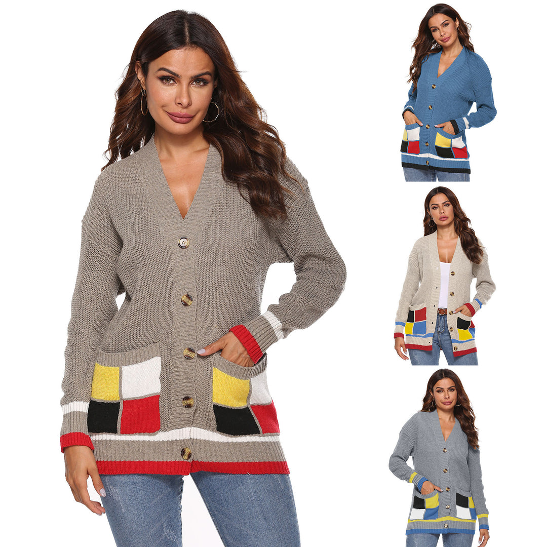 Dame strikjakke med farverigt patchwork-design og funktionelle lommer Stilla