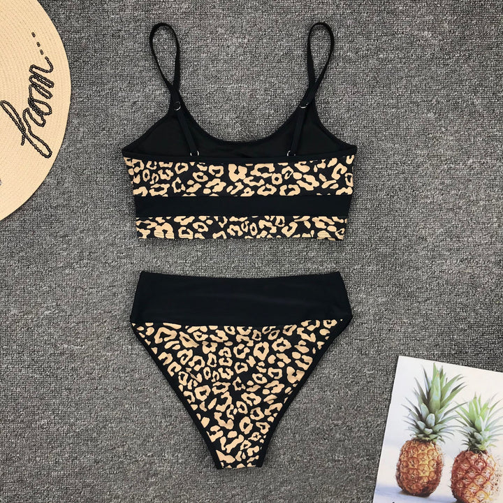 Dame bikini sæt med elegant snit og høj talje Stilla
