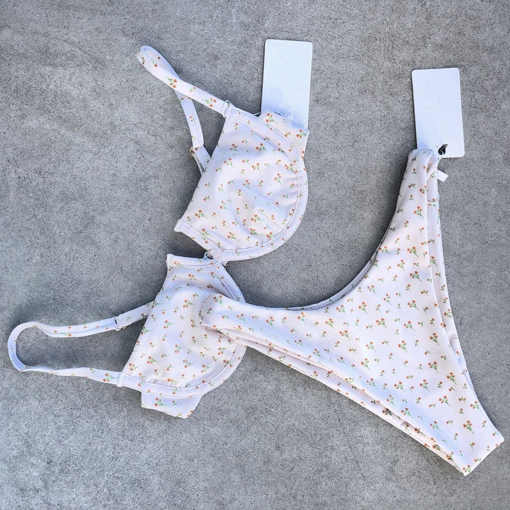 Dame bøjle-bikini-sæt med floral design og høj benudskæring Stilla