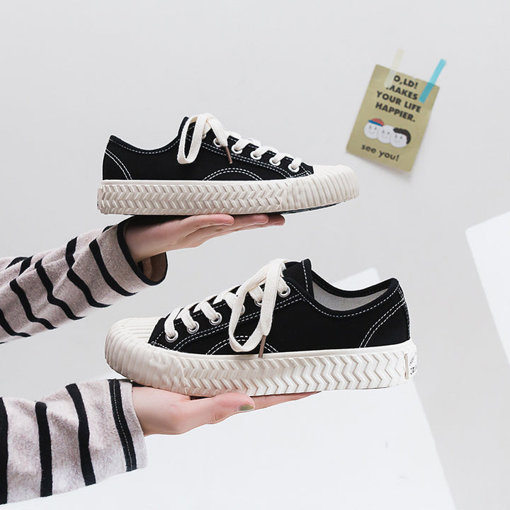 Dame casual sneakers med struktureret gummisål og åndbart overmateriale Stilla