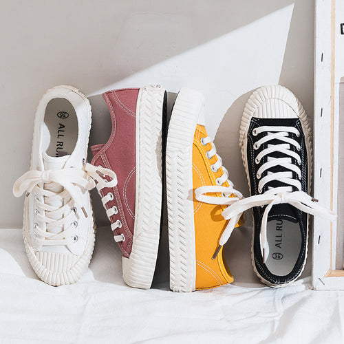 Dame fritids sneakers med skridsikker gummisål og klassisk overmateriale Stilla