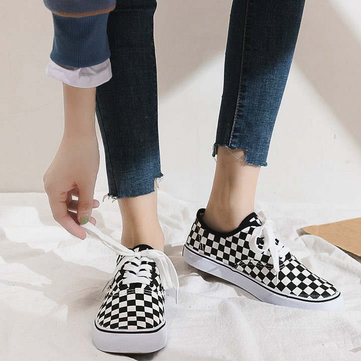 Dame Slip-On Sneakers med moderne skakbræt mønster og skridsikker sål Stilla