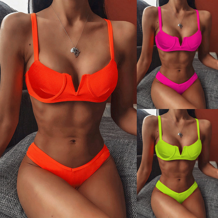 Dame bikini-sæt med struktureret stofkvalitet og elegant design Stilla