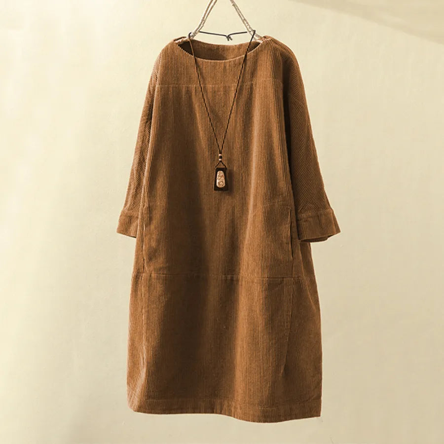 Stilla | Kjole i Velvet