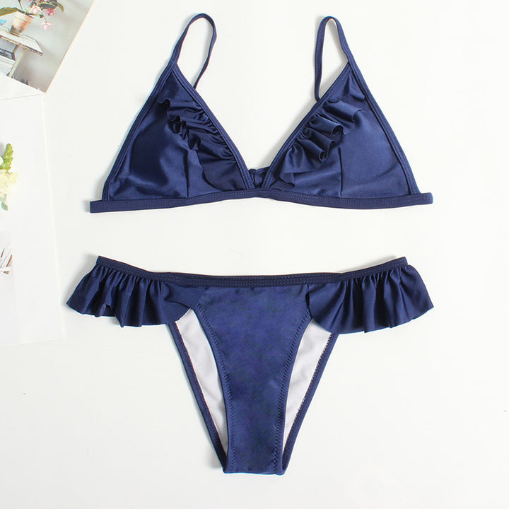 Dame bikini sæt med feminine flæsedetaljer og justerbare stropper Stilla