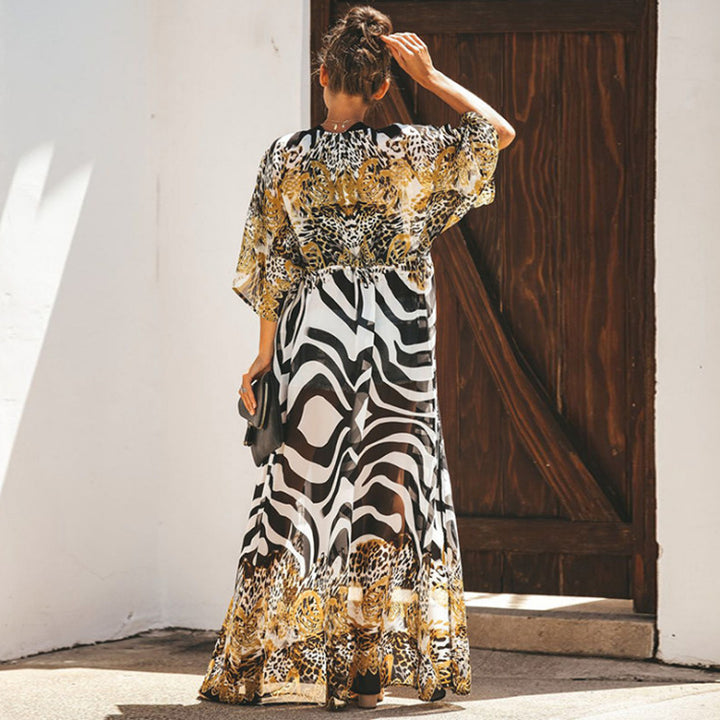 Dame strandkimono med A-formet silhuet og elegant dyreprint Stilla