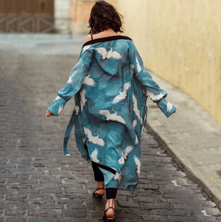 Dame Strandkaftan med elegant fuglemotiv og brede ærmer Stilla