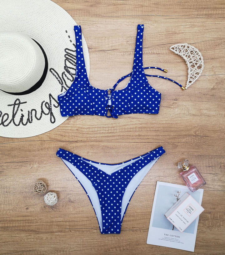 Dame bikini-sæt med unikt bindingssystem og stilfulde polka-dots Stilla