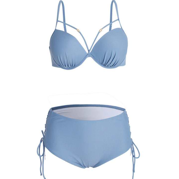 Dame bikini sæt med moderigtigt trefoldigt bånddesign og høj taljeskæring Stilla