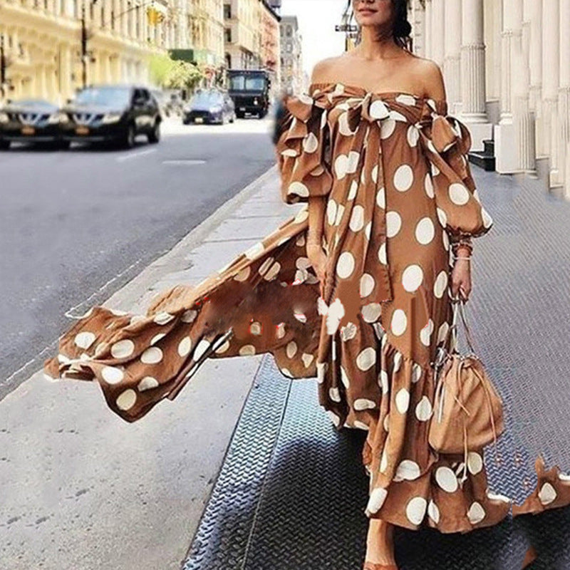 Dame Off-Shoulder Maxikjole med Puffærmer og unikt punkter-design Stilla