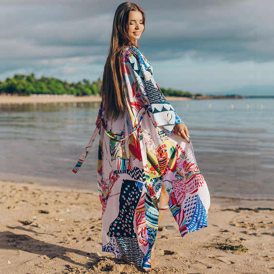 Dame Strandkaftan med farverig mønsterblanding og elegant snit Stilla