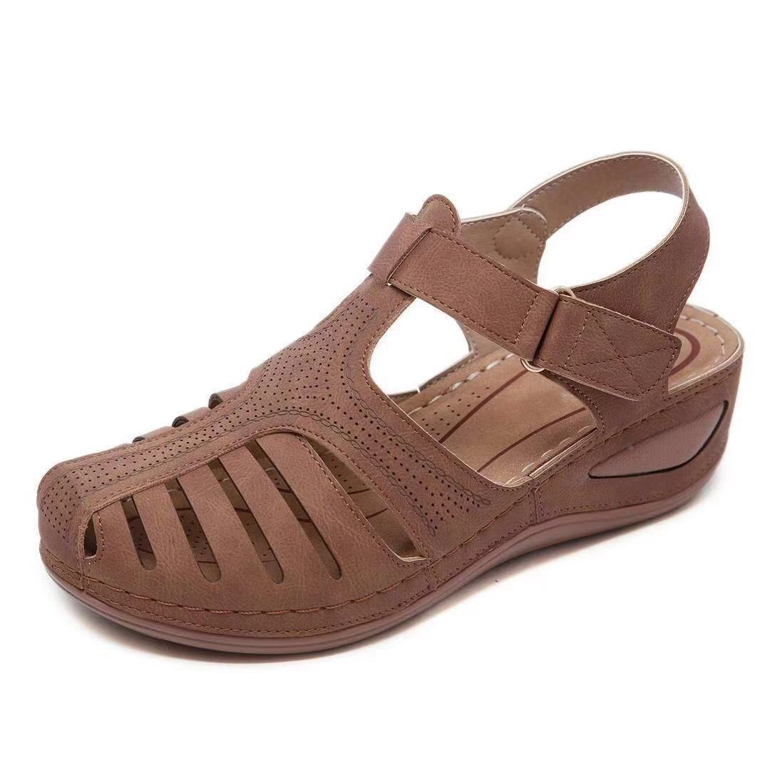 Dame Komfortable Sandaler med modiske snitdetaljer og åndbart design Stilla