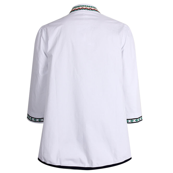 Damebluse med farverige broderier og moderne krave Stilla