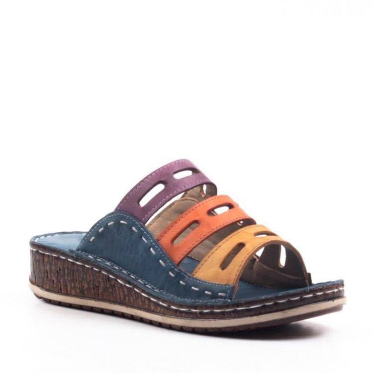 Dame Plateau-sandaler med farverige fjeraccenter og smart slangeskindsrem Stilla