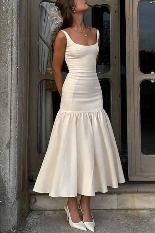 Stilla | Elegant Bodycon Midi Kjole