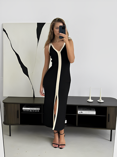 Stilla | V Udsnit Maxi Kjole