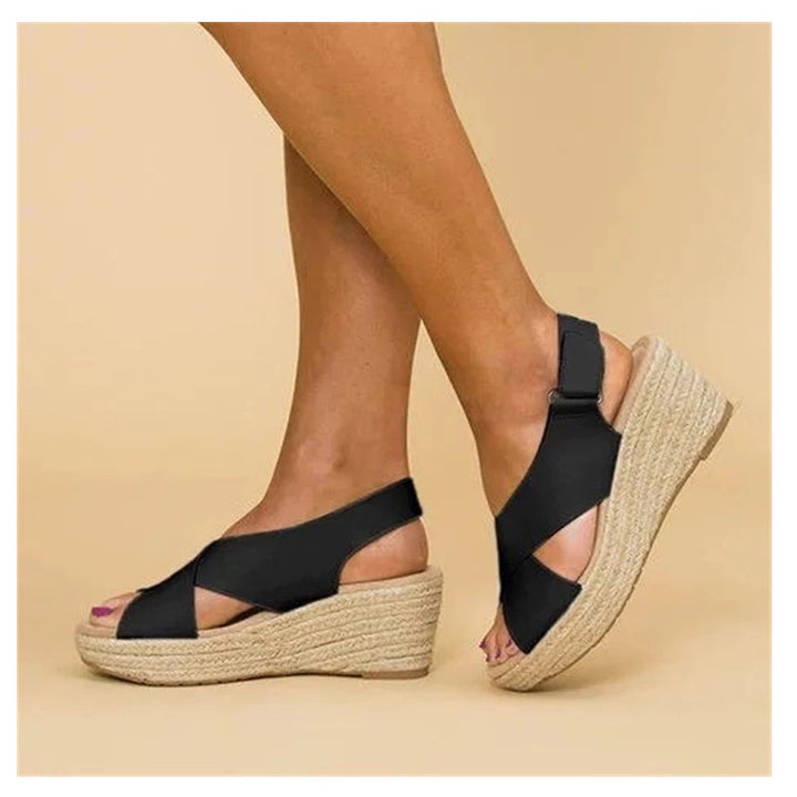 Dame Elegante Plateau-sandaler med krydsede remme og blødt fodseng Stilla