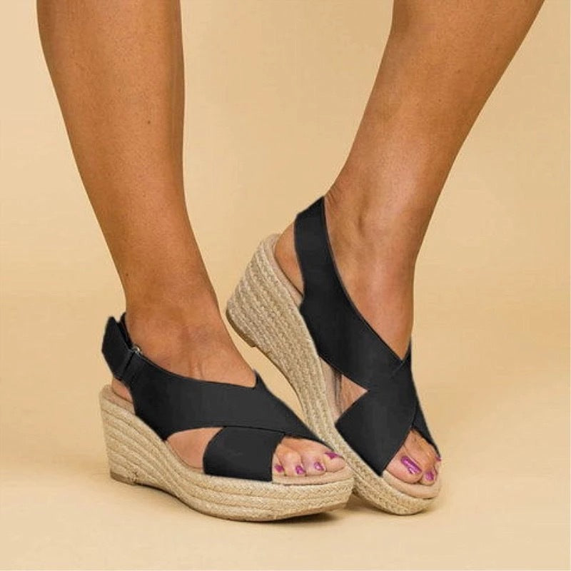 Dame Elegante Plateau-sandaler med krydsede remme og blødt fodseng Stilla