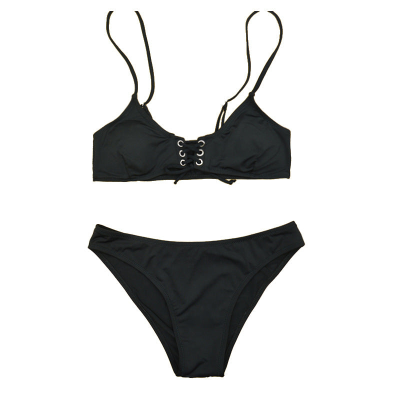Damer bikini med raffineret snøredesign Skovae