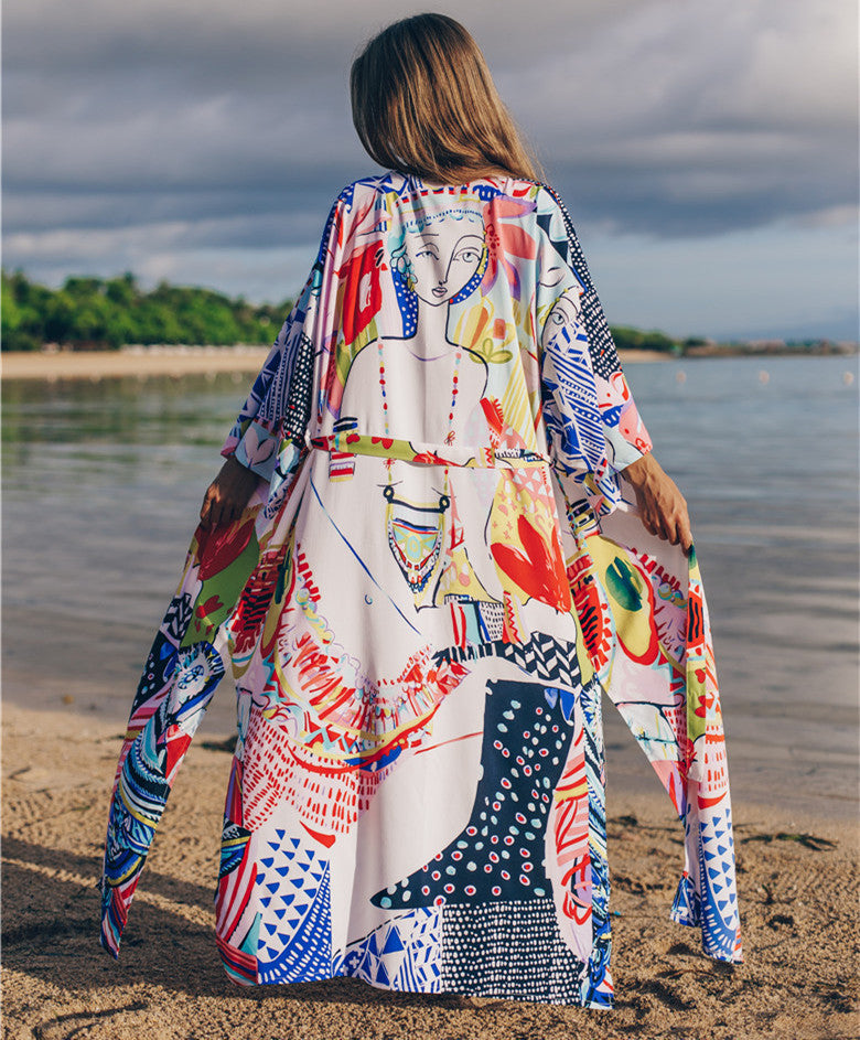 Dame Strandkimono med farverigt grafikdesign og rummelig pasform Stilla