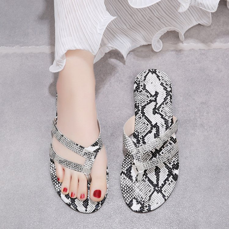 Dame mode Flip-Flops med glitrende remme og holografisk overmateriale Stilla