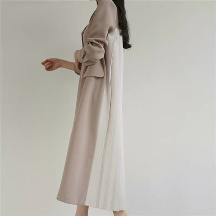 Dame plissékjole med elegant oversized snit og moderne detaljer Stilla
