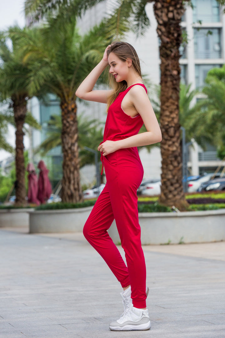 Dame jumpsuit med justerbar snor og sidelommer Stilla
