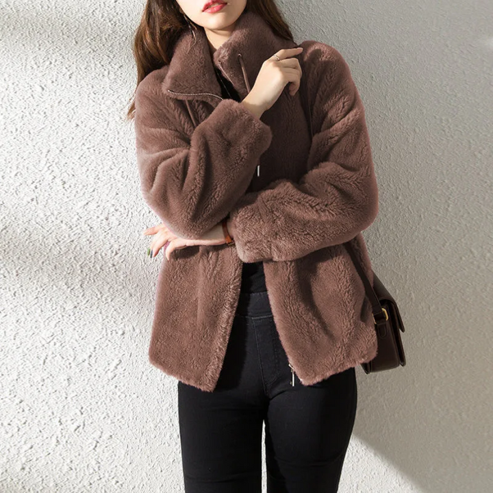 Stilla | Dame Trenchcoat Af Suede, Oversize Stil Med Brede Revers