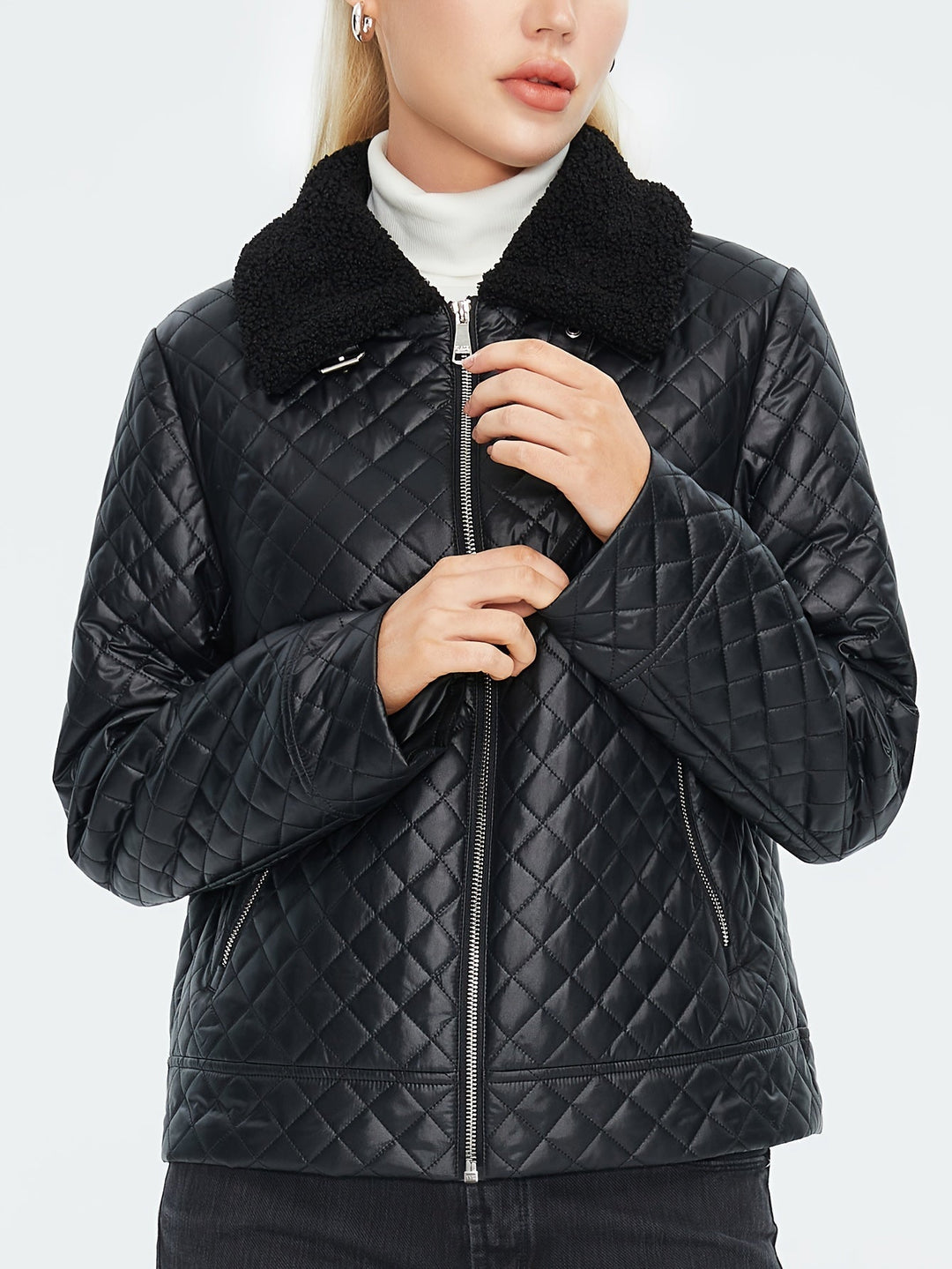 Stilla | Quiltet Fluffy Jakke Med Argyle Mønster