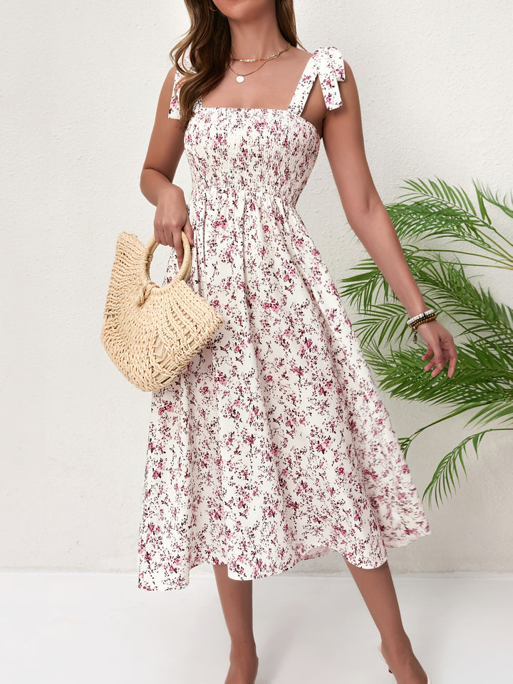 Stilla | Hvid Sommerkjole Midi Med Blomster Og Flæser Elegant Og Let