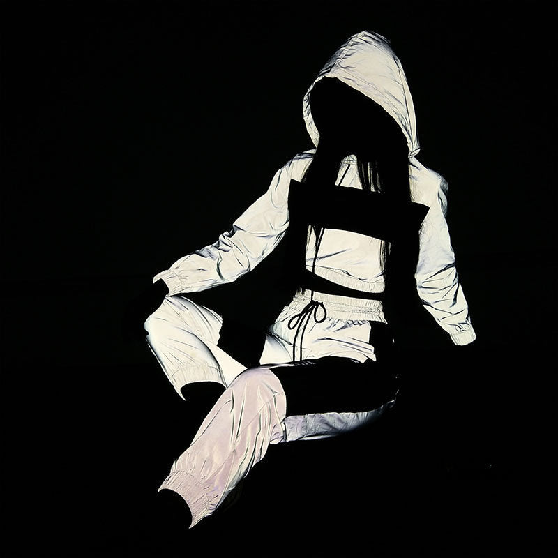 Damer sporty cropped hoodie med stilfuldt farveblokdesign Stilla