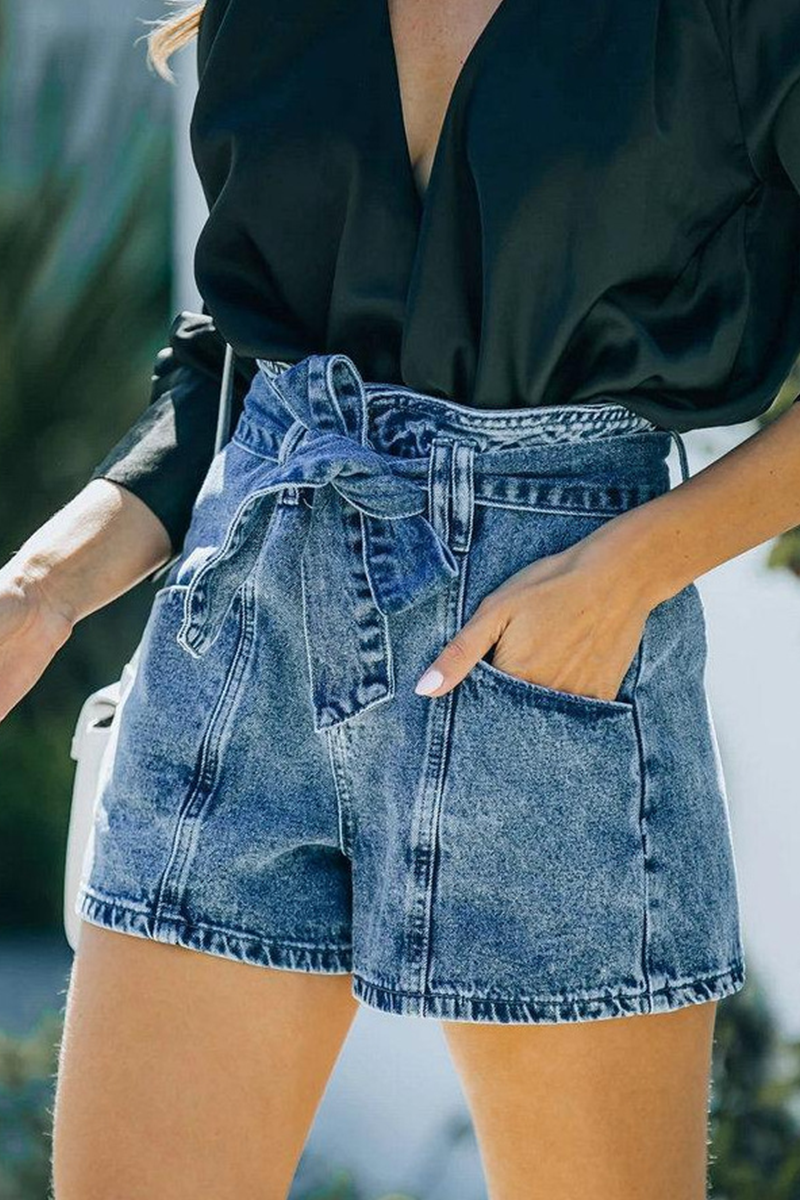 Stilla | Afslappet Solid Pocket Med Bælte Høj Talje Denim Shorts