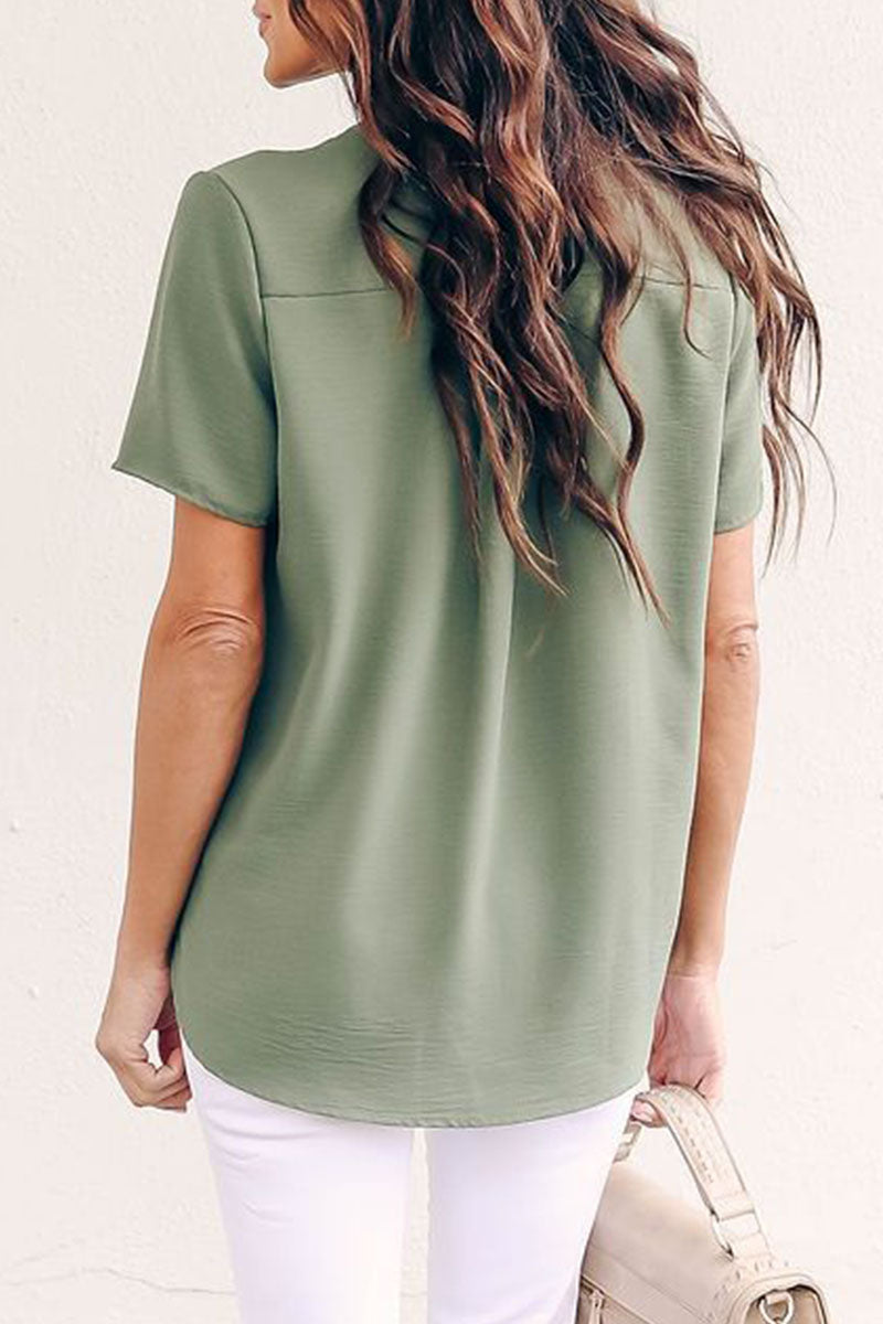 Stilla | Bluse i Patchwork Stil med V-udskæring og Mode Afslappet