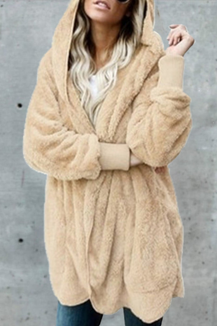 Stilla | Trendy, Casual og Holdbart Outdoor-tøj med Delte Hættekrave.