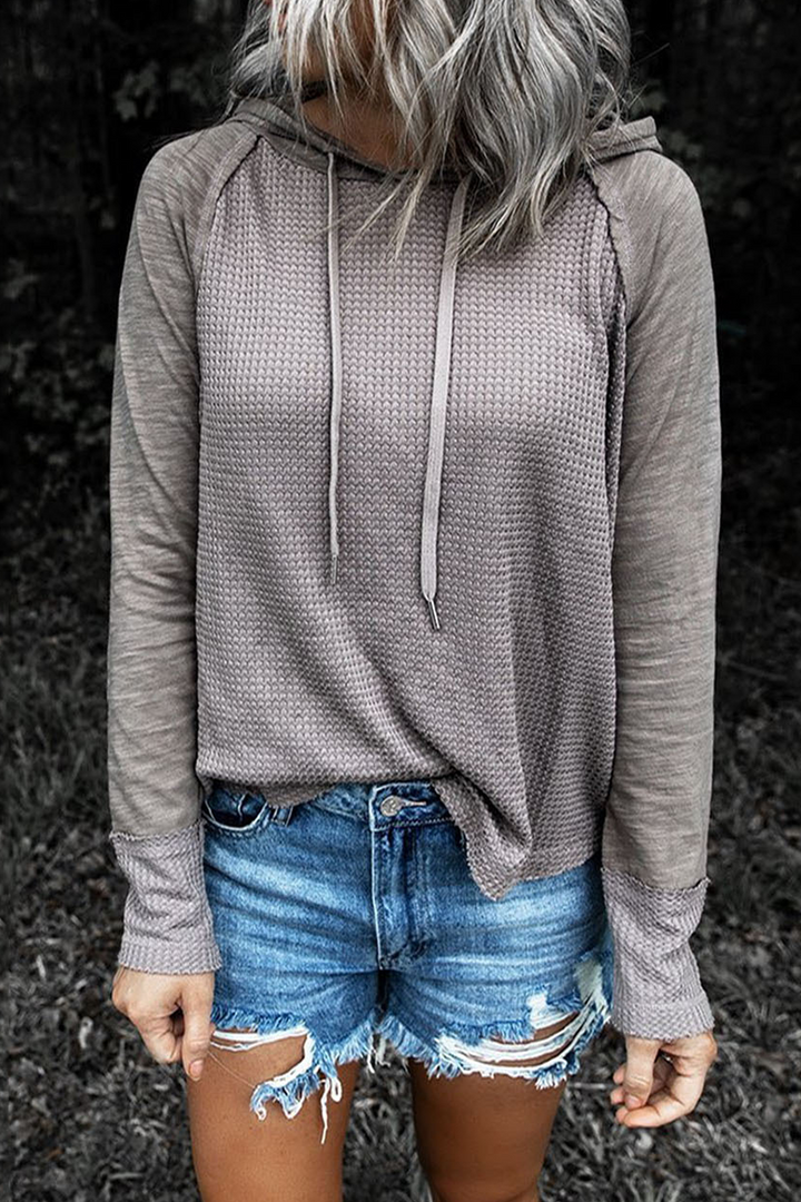 Stilla | Casual Patchwork-overdel med snor og kontrasthætte