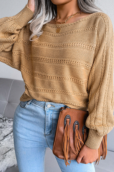 Stilla | Løs Sweatshirt Med Skulderfri Udsparinger og Blonder T-shirt Med Slids