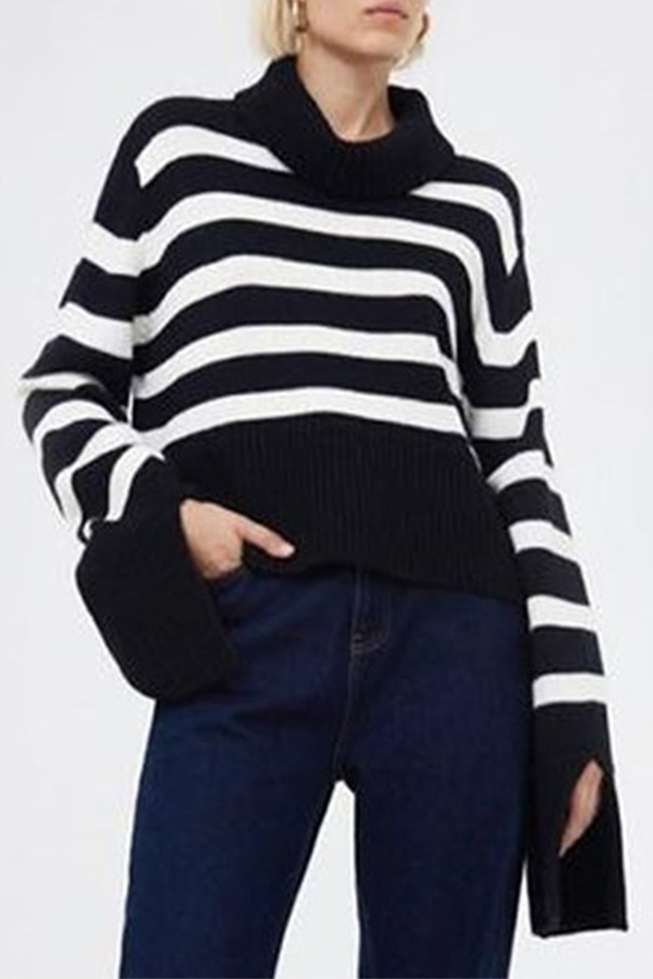 Stilla | Fin Pullover med Rullekrave, Stribet Spalte og Kontrasttop