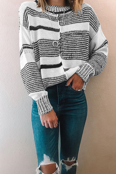 Stilla | Casual Rundhals Pullover med Kontrasterende og Stribet Slids