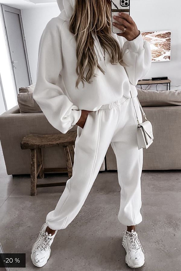 Stilla | To-delt sæt med lange ærmer og hætte, streetwear, ensfarvet, patchwork, snøre, hætte