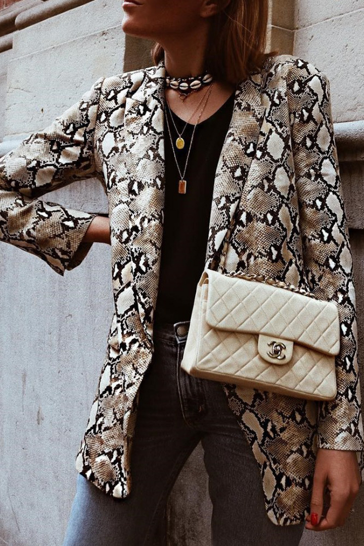 Stilla | Outdoor Beklædning Med Trendy Print og Skåret Krave