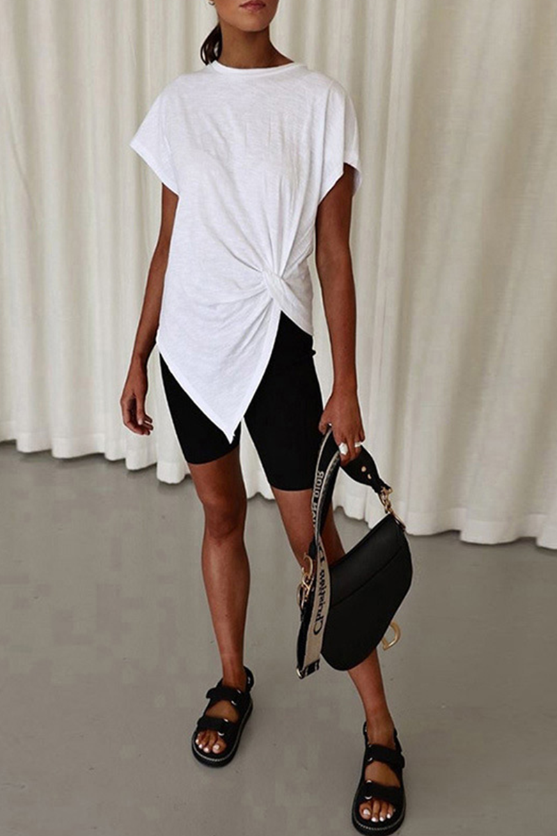 Stilla | Twist Uregelmæssige Hems T-shirt