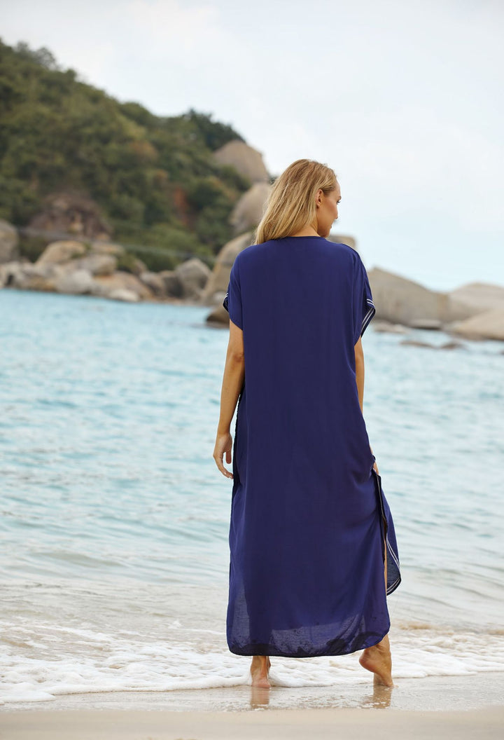 Dame Strandtunika med elegant boho-inspireret design og håndlavede broderier Stilla