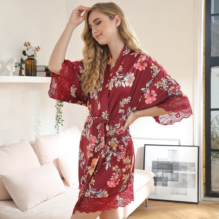 Dame blomstertryk kimono-bademantel med spidsgodtgørelse Stilla