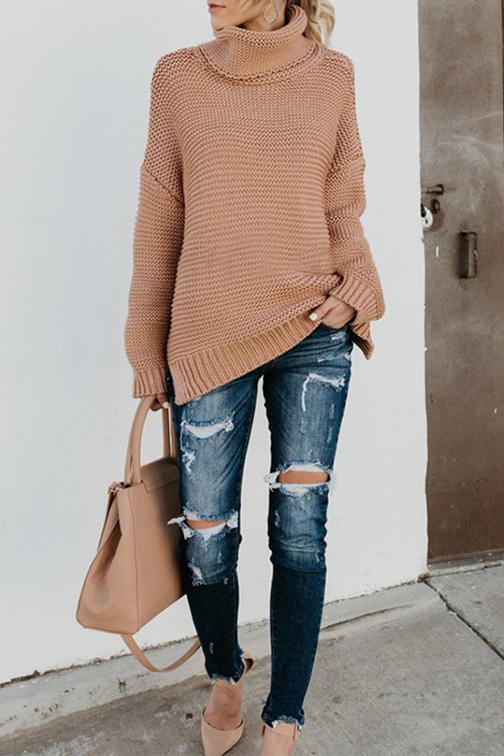 Stilla | Modetrøje med høj hals i ensfarvet patchwork-stil