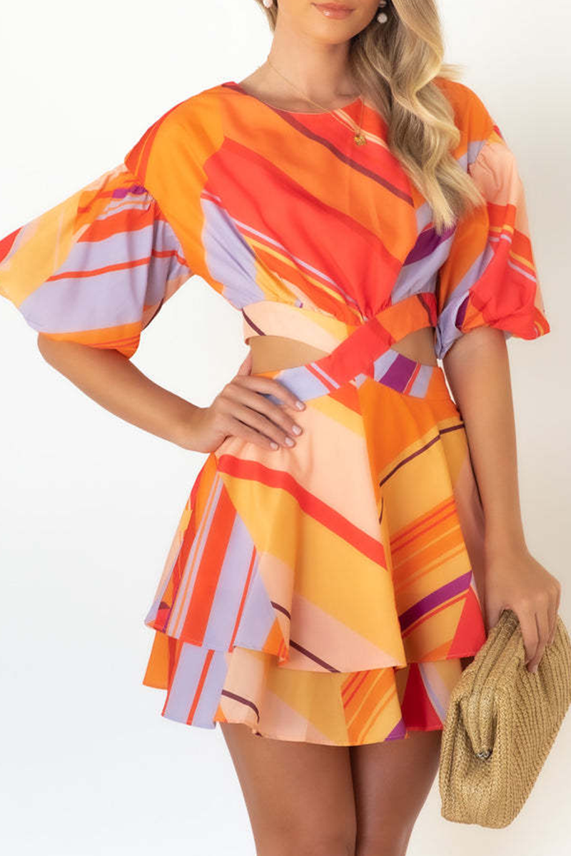 Stilla | Afslappet Print Flounce O-hals Kage Nederdel Kjoler