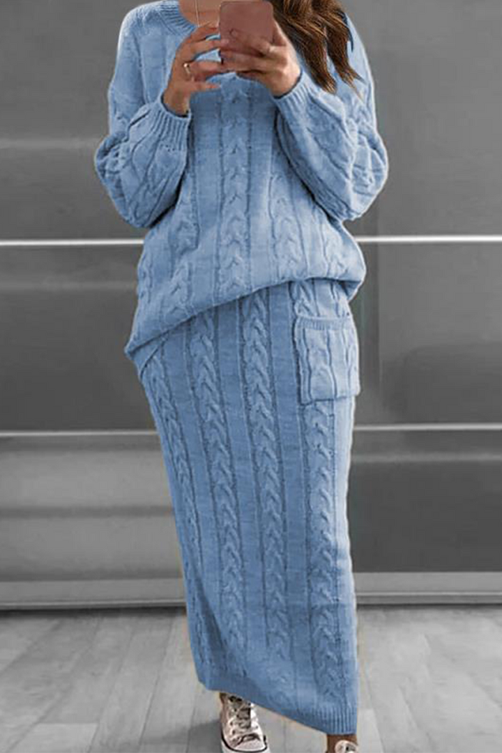 Stilla | To-delt Patchwork Suit, Ensfarvet, Rund Udsnit, Lange Ærmer, Modish