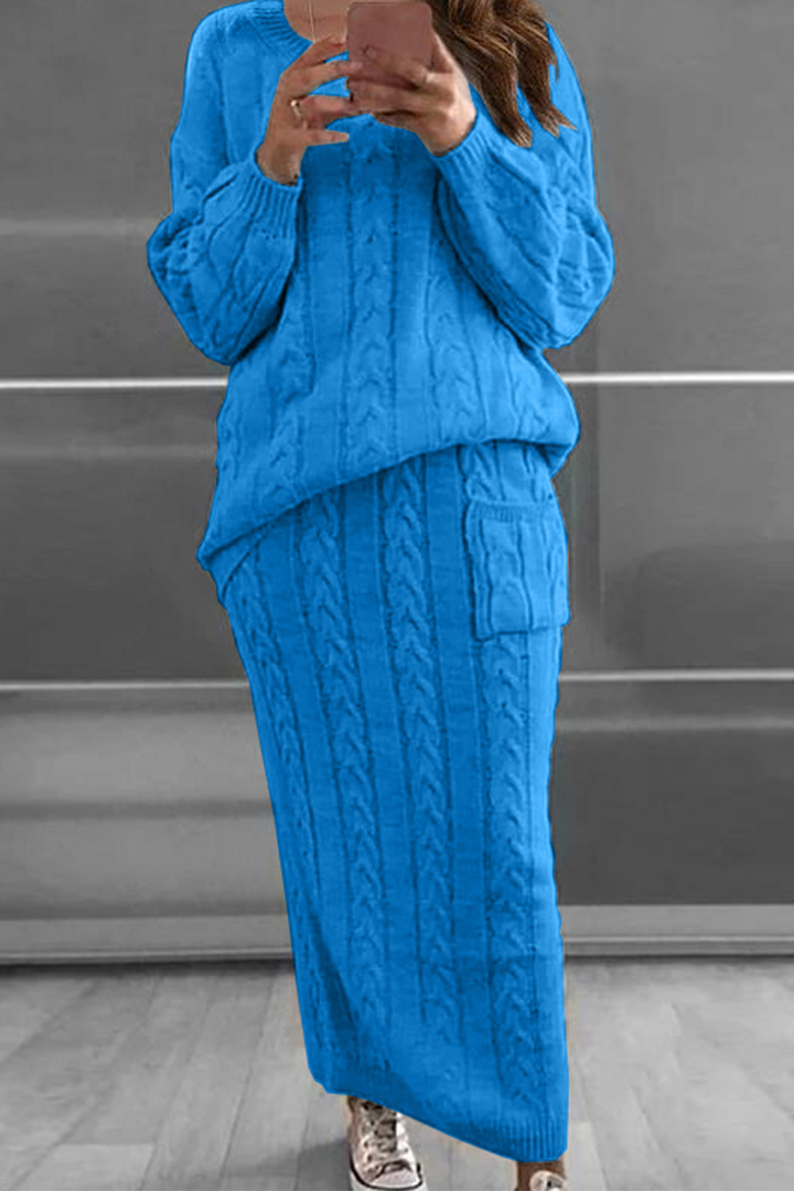 Stilla | To-delt Patchwork Suit, Ensfarvet, Rund Udsnit, Lange Ærmer, Modish