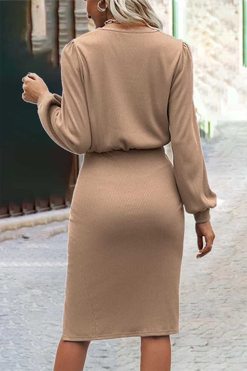 Stilla | Modevenligt Ensfarvet Rundhalset Kjole Lagdelt Skirt