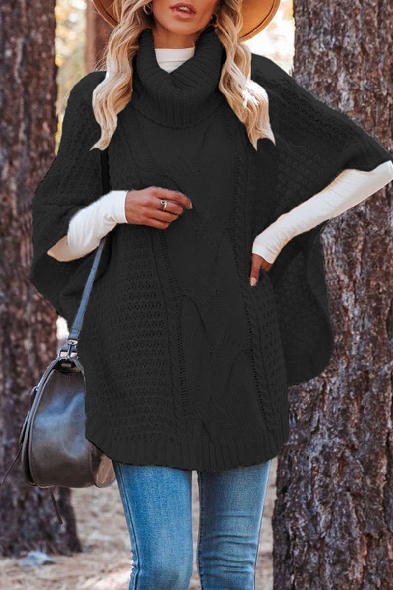 Stilla | Modevenlig ensfarvet patchwork rullekravepullover