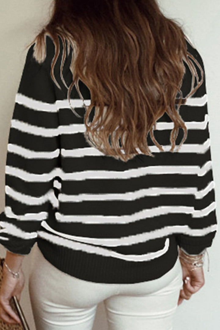 Stilla | Casual Sportpullover Med Stribet Patchwork og Rund Halsudskæring